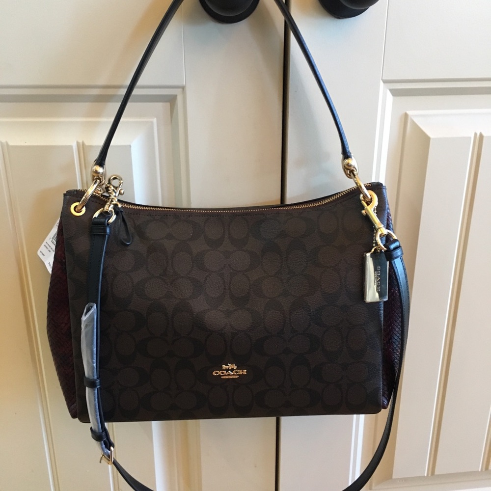 Coach purse, NWT ::::ON HOLD:::: - Picture 4 of 8